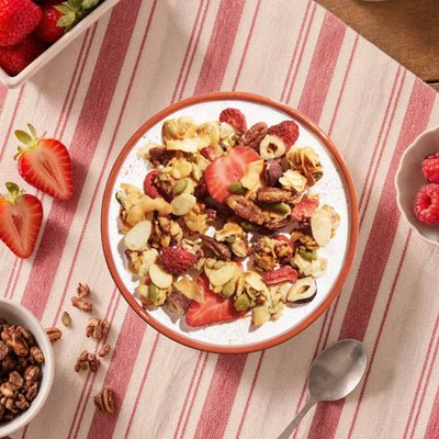 Vanilla Strawberry Nut Granola | NuTrail